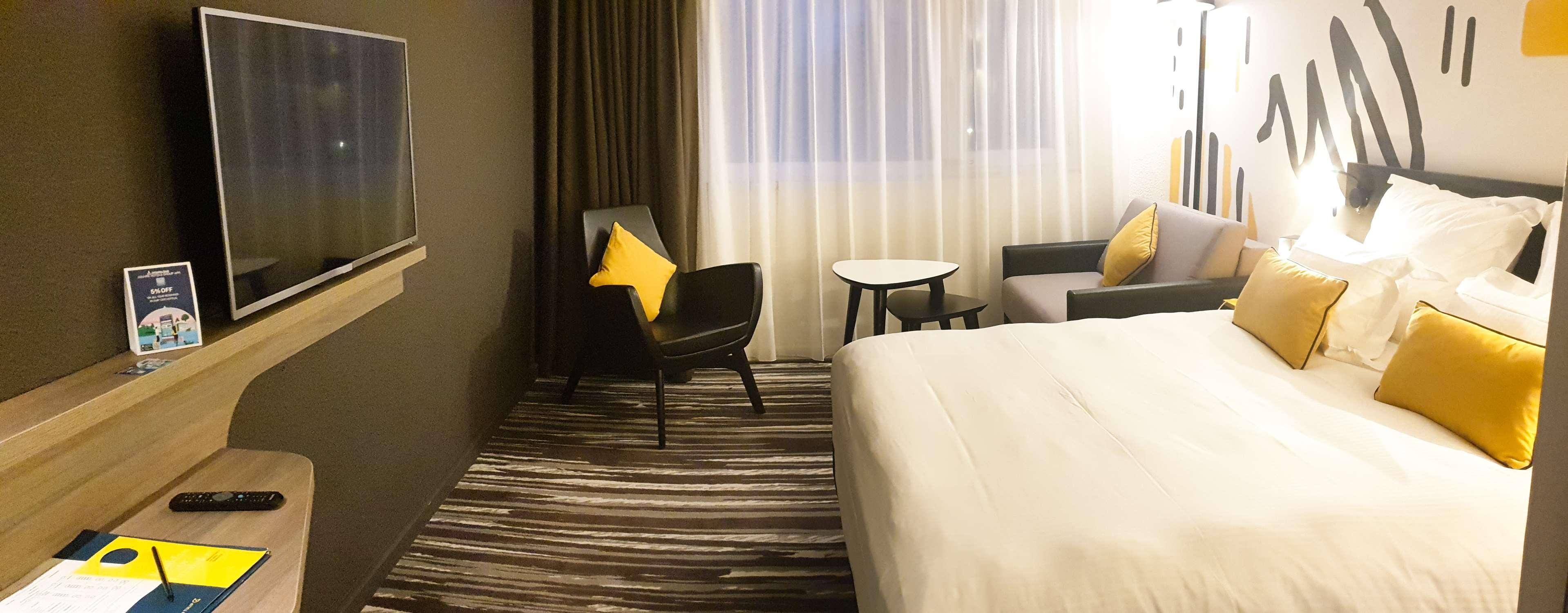 Golden Tulip Roissy Saint Witz Hotel Exterior photo